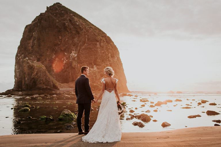 Romantic Oregon Coast Wedding || M + B