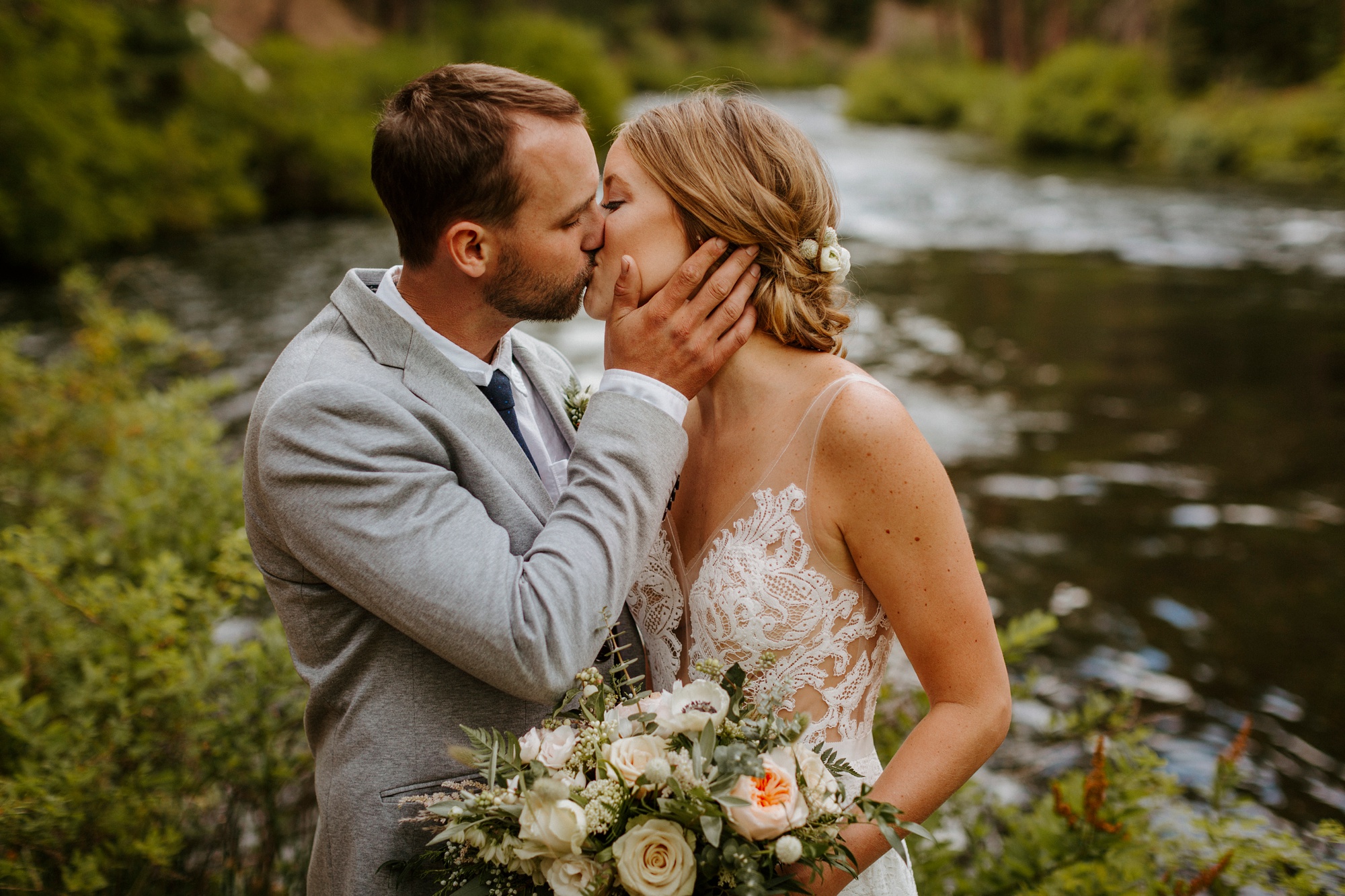 campground wedding central oregon bend outdoor adventure summer golden retriever dog