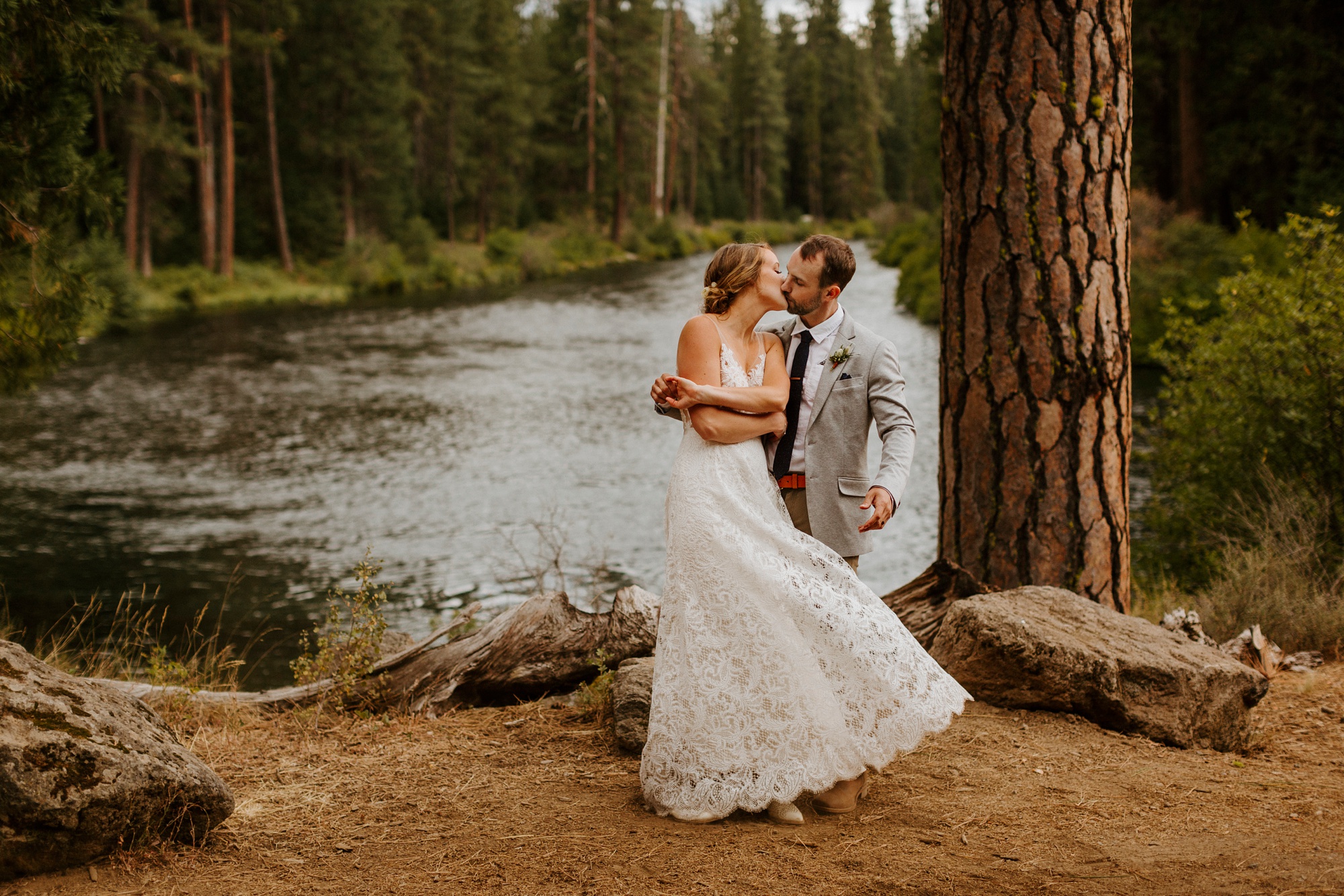 campground wedding central oregon bend outdoor adventure summer golden retriever dog