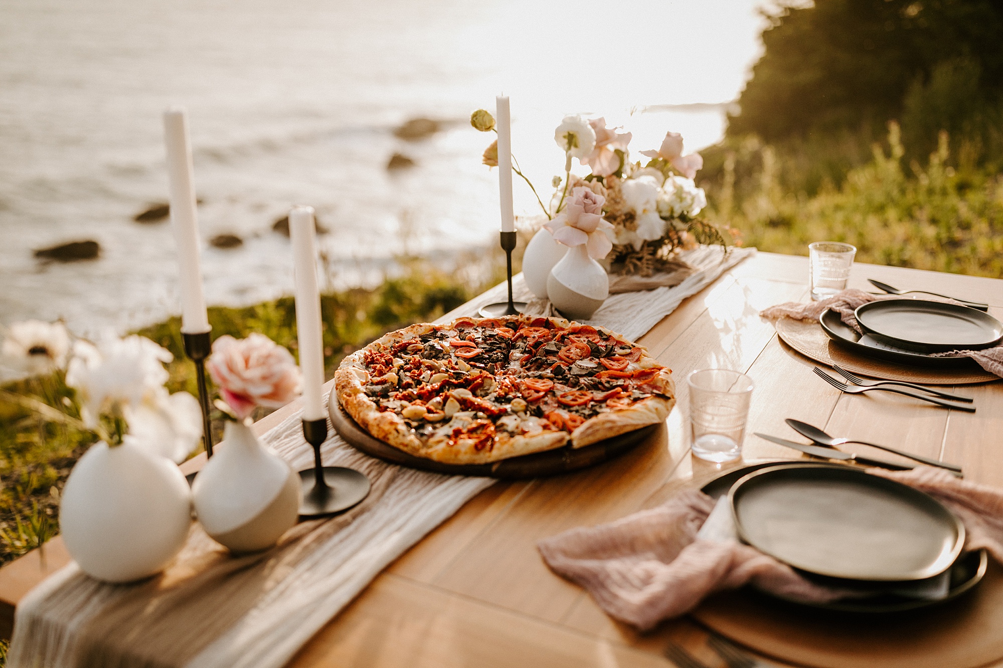 Southern Oregon coast elopement intimate wedding Bend photographer covid bride pizza