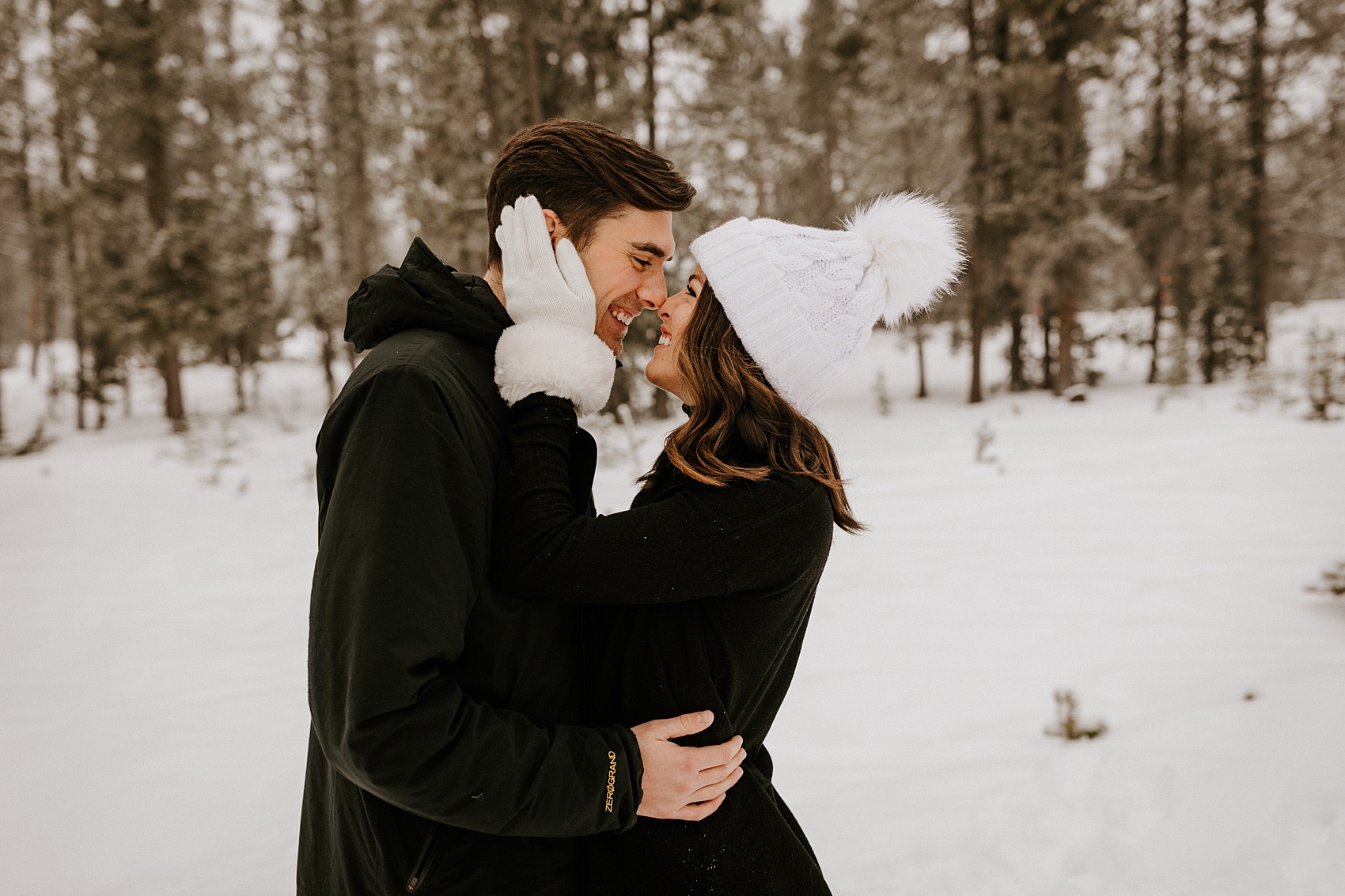 bend engagement session oregon cascade lakes highway wanoga sno park snow winter puppy victoria carlson