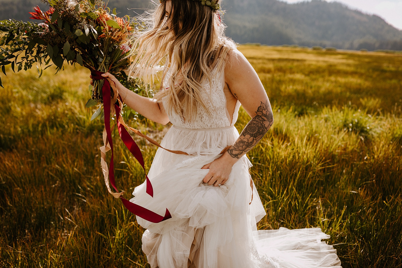 mountain meadow elopement bend oregon sparks lake cascade lakes highway victoria carlson woodland floral