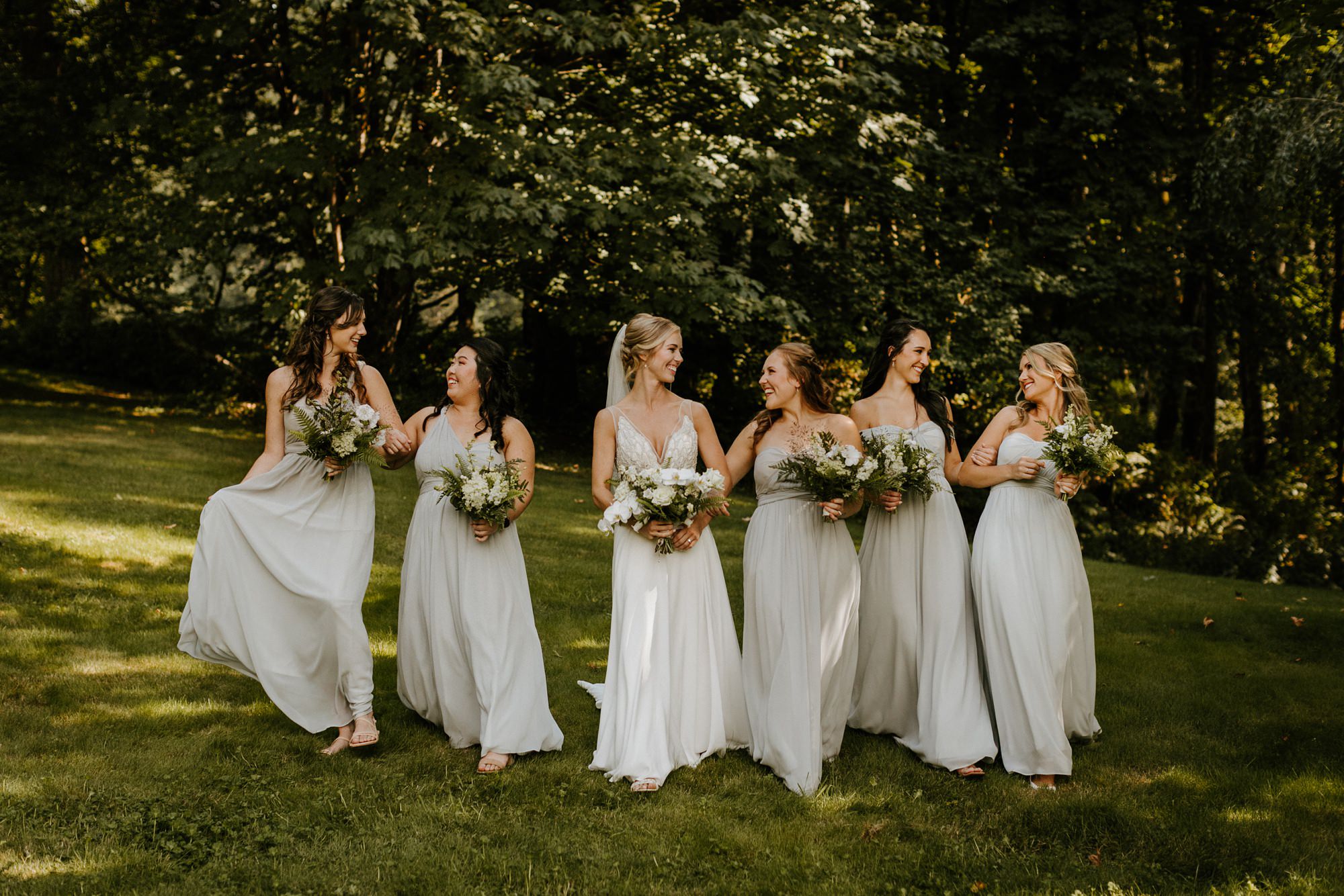 bridal veil lakes pacific northwest pnw oregon wedding neutral tones