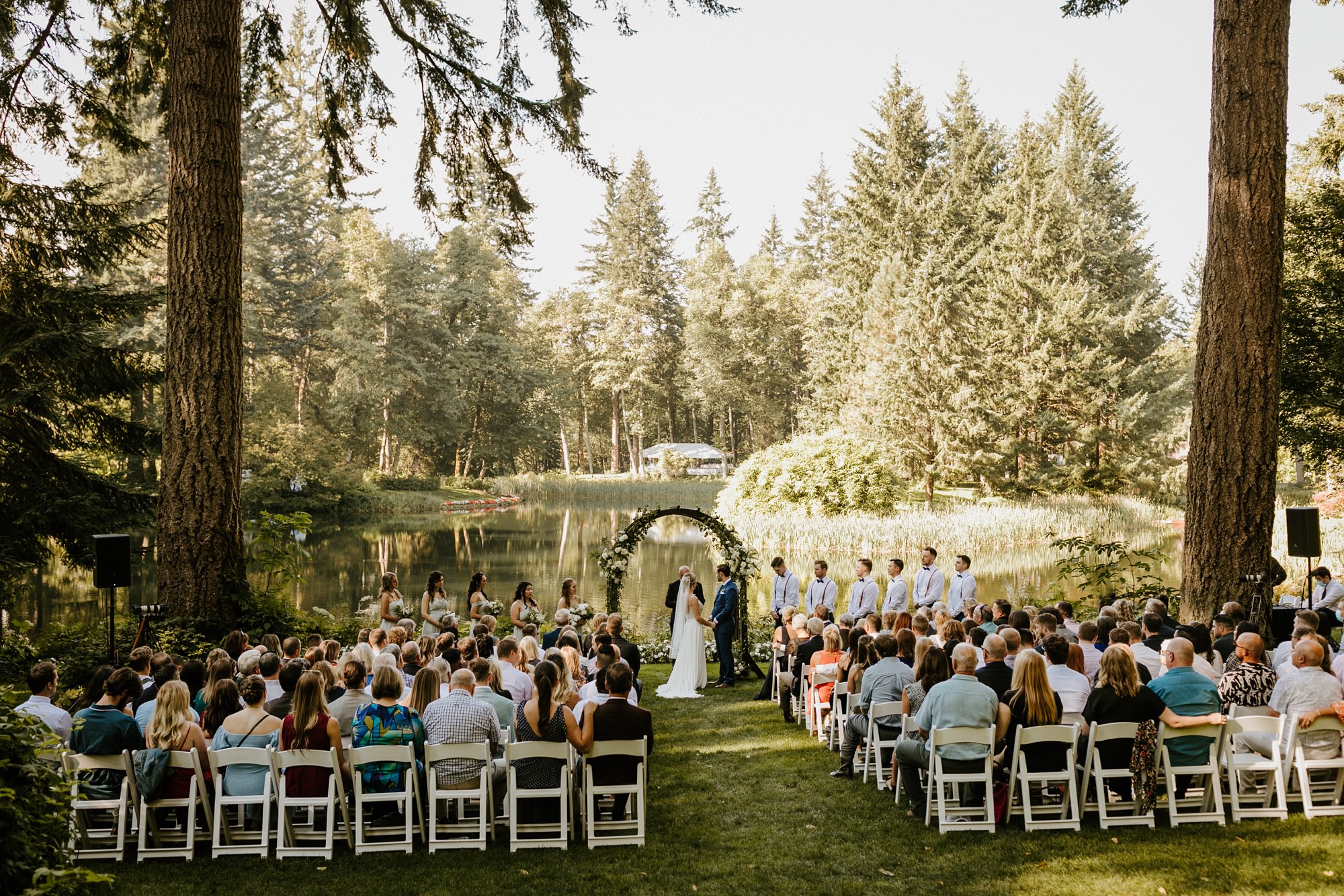 bridal veil lakes pacific northwest pnw oregon wedding neutral tones