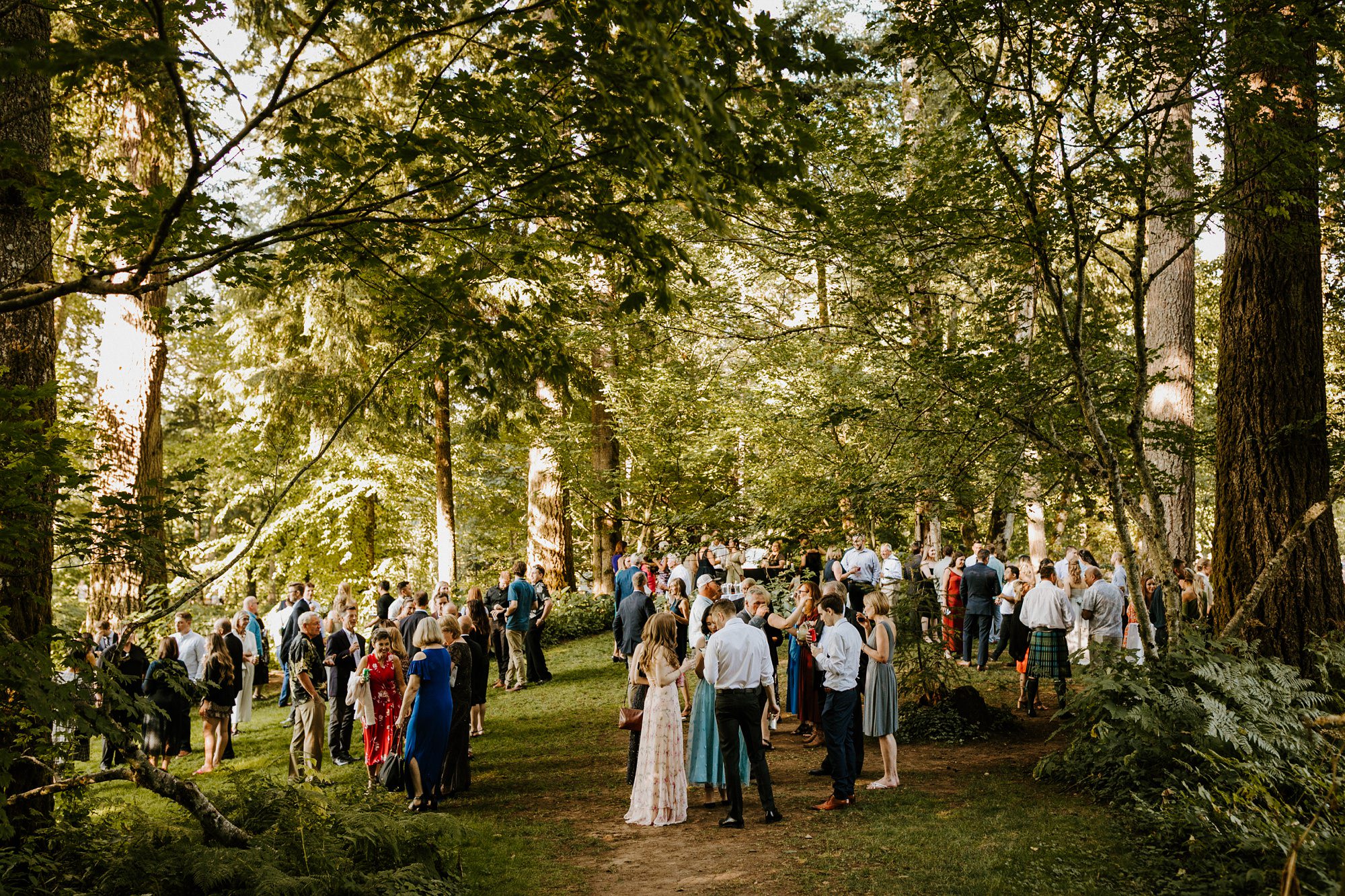 bridal veil lakes pacific northwest pnw oregon wedding neutral tones