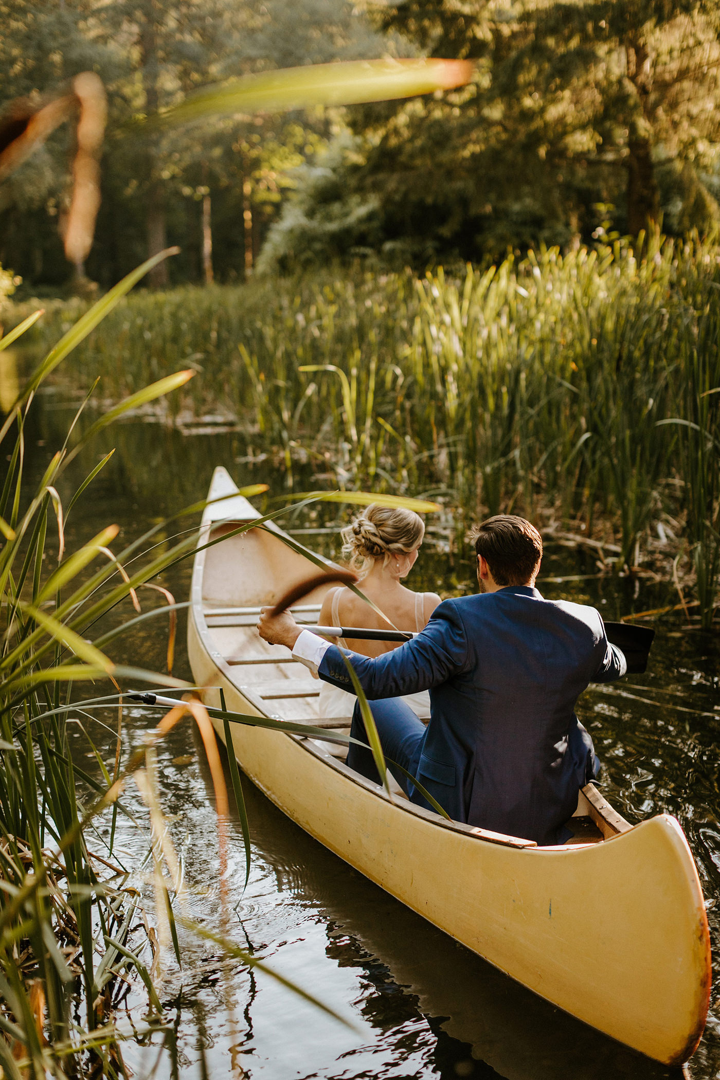 bridal veil lakes pacific northwest pnw oregon wedding neutral tones