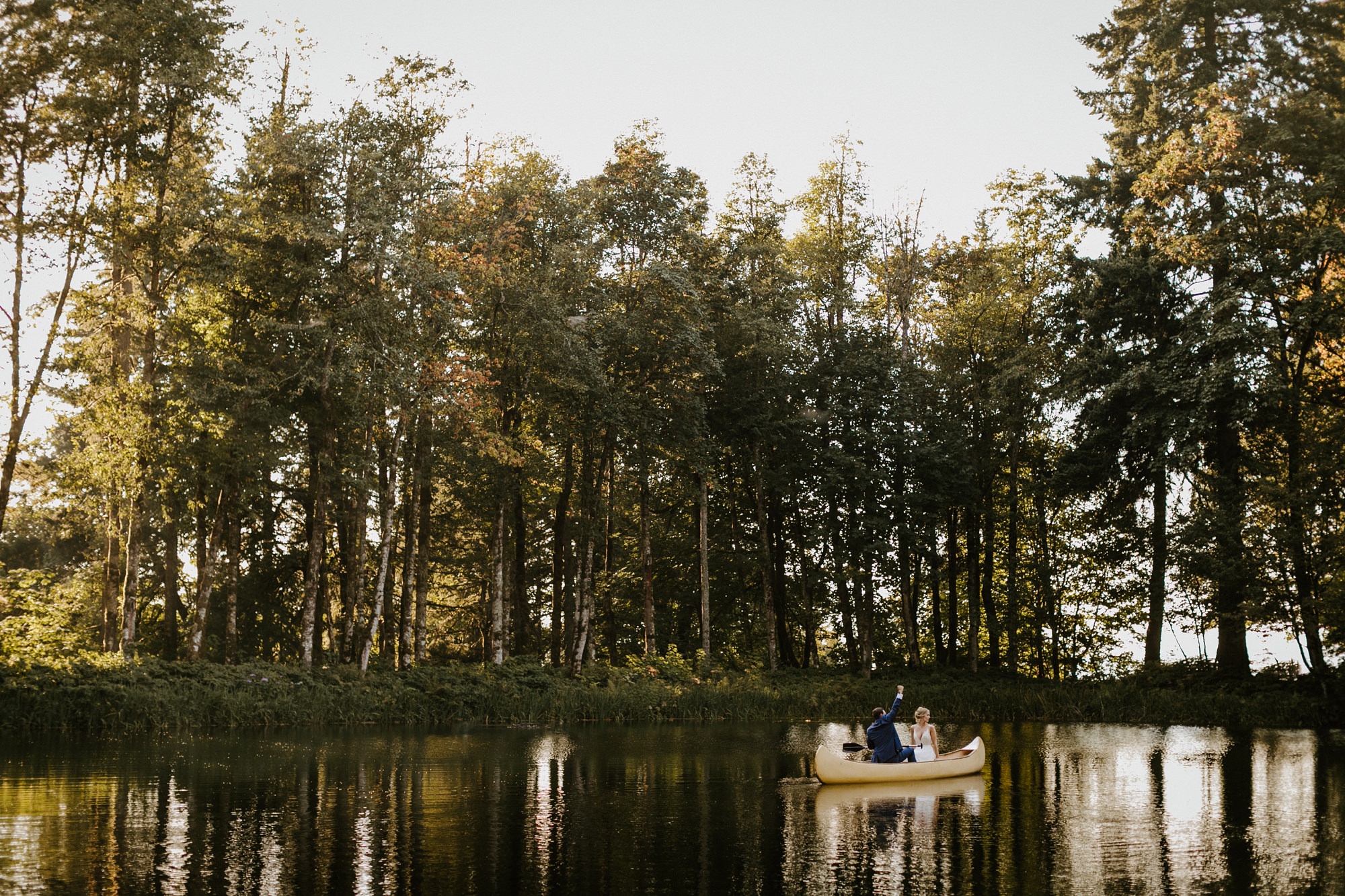 bridal veil lakes pacific northwest pnw oregon wedding neutral tones