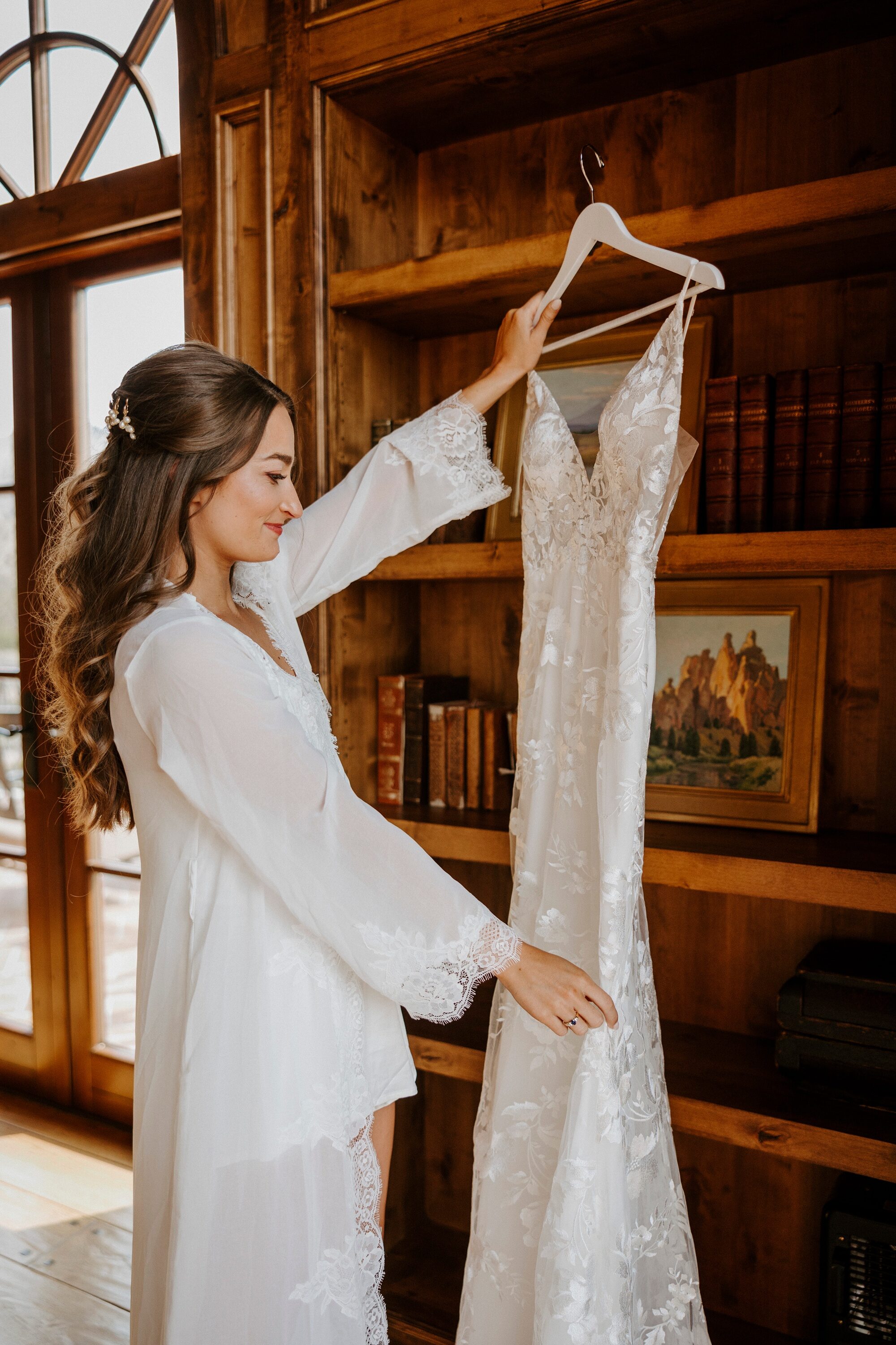 fall ranch at the canyons wedding bend central oregon rainy desert romantic portraits tuscany tuscan getting ready