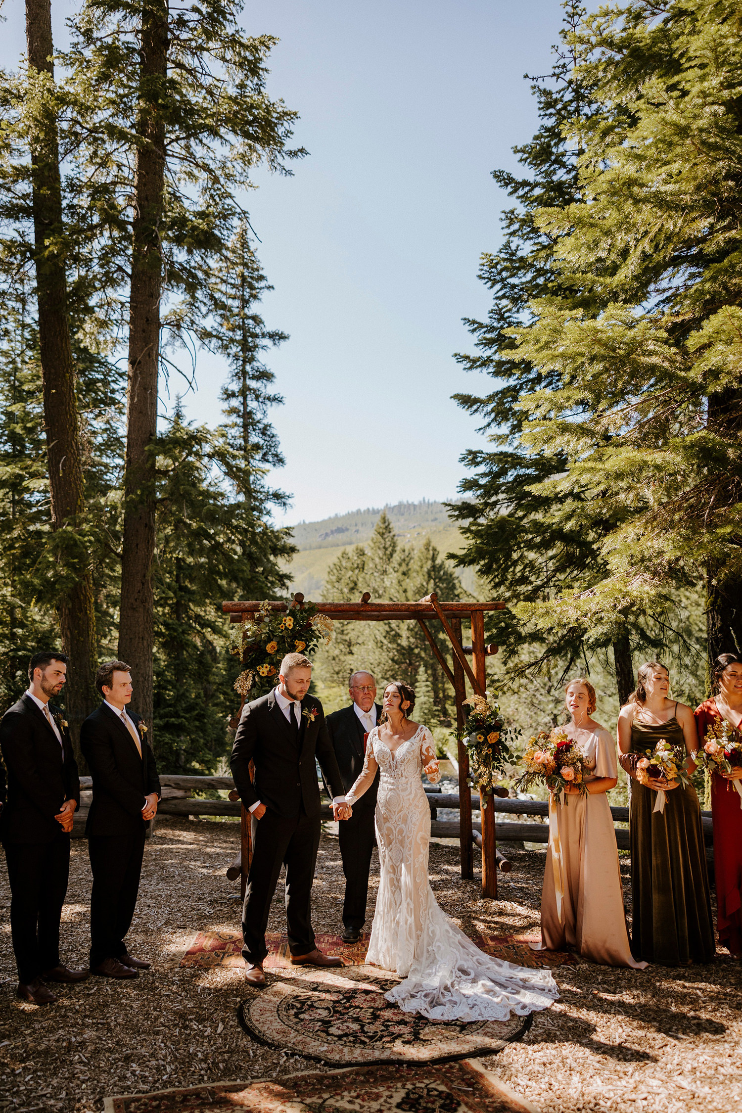 skyliner lodge wedding in the woods bend central oregon summer rustic outdoor 