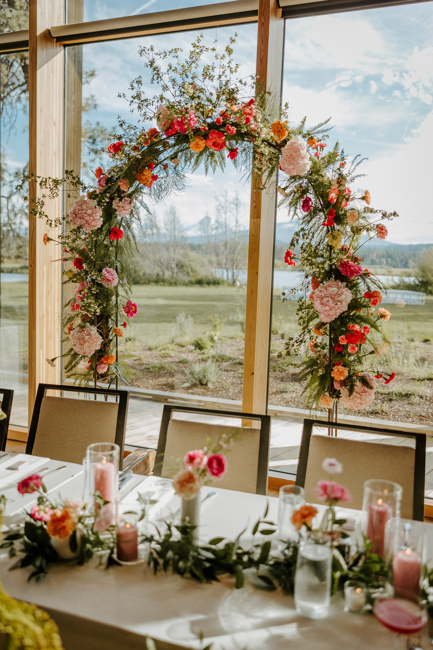 black butte ranch, happy, colorful, summer, wedding, modern, victoria carlson photography, mountains, sisters, oregon