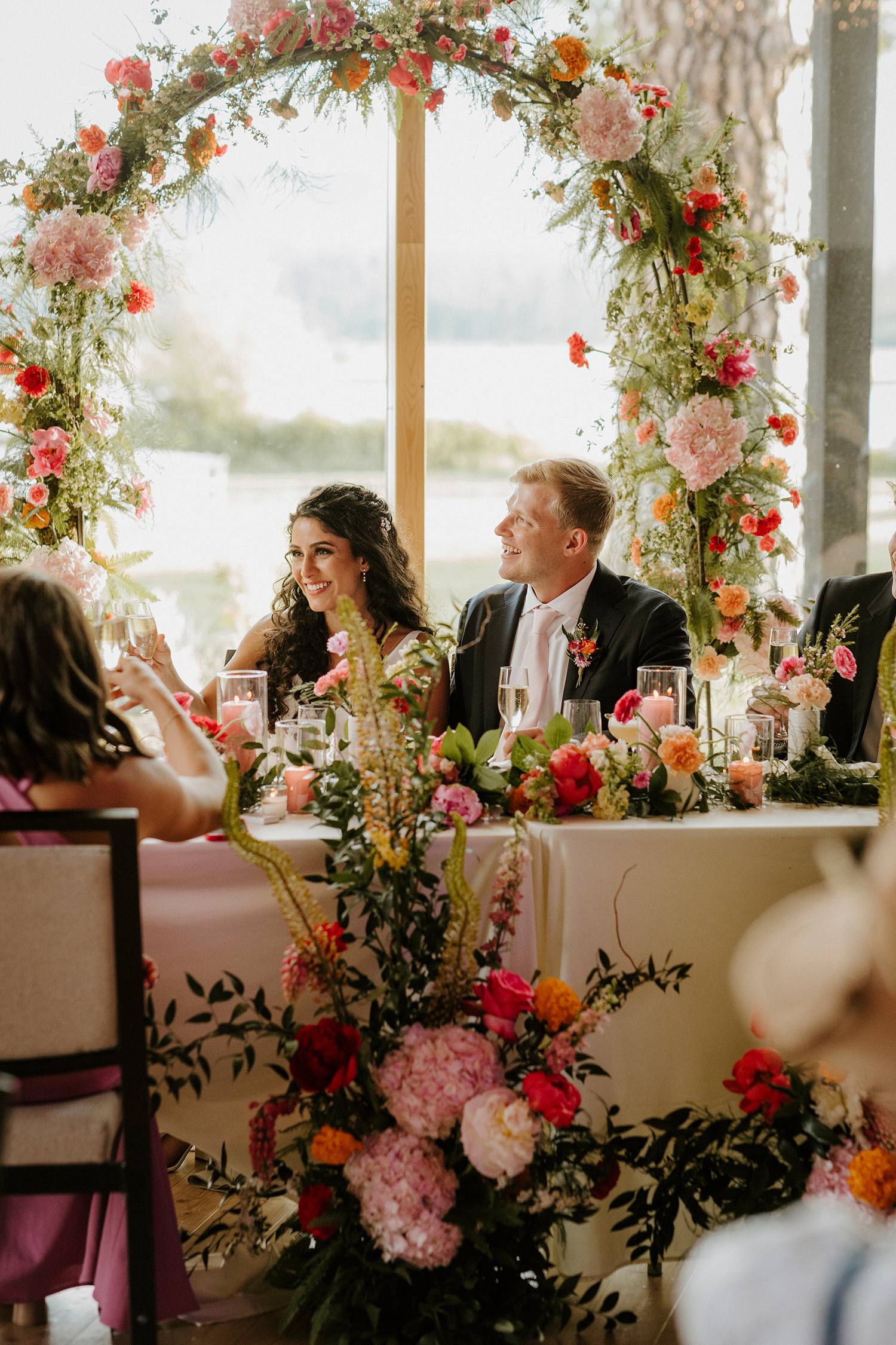 black butte ranch, happy, colorful, summer, wedding, modern, victoria carlson photography, mountains, sisters, oregon