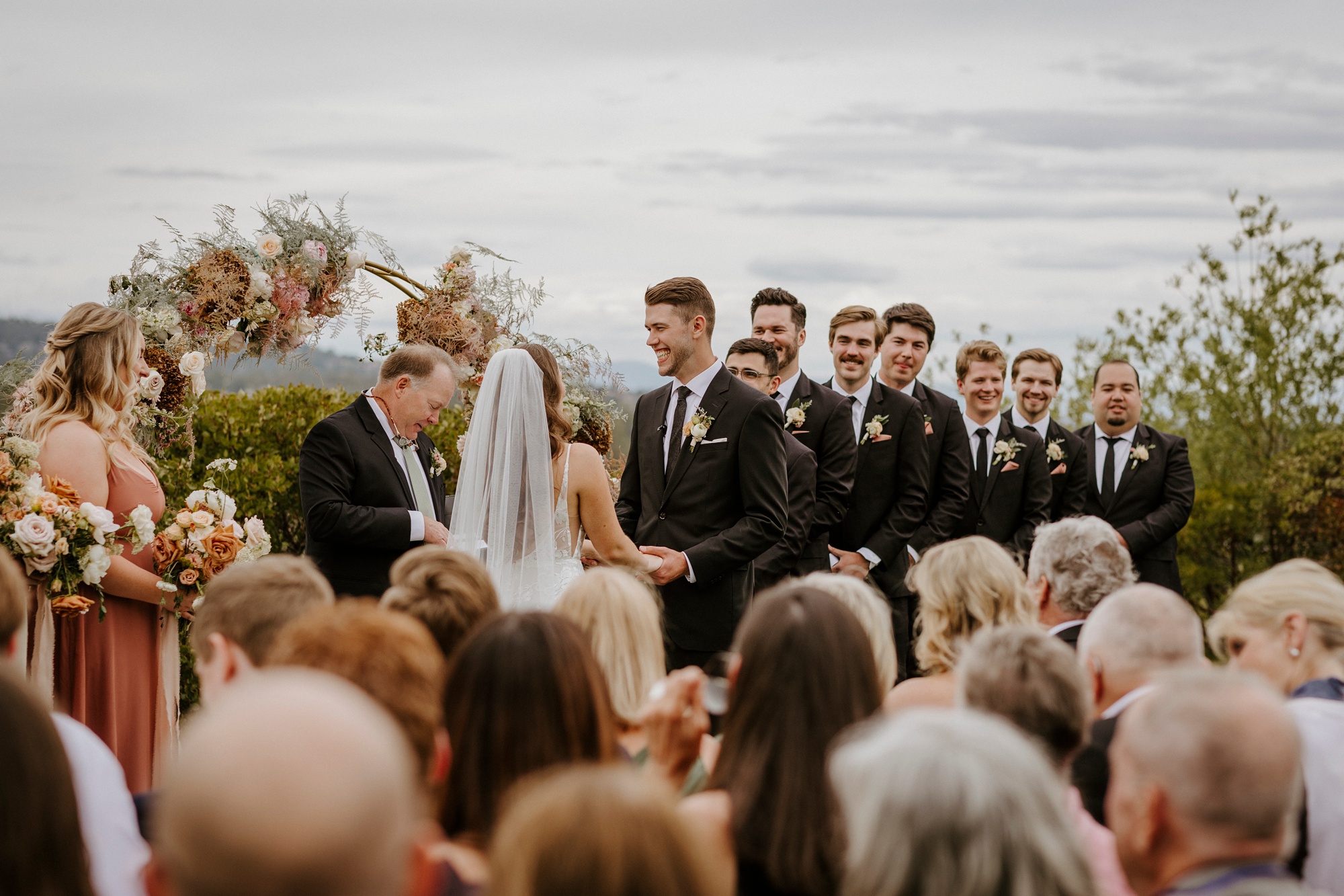 Tetherow, wedding, June, resort, golf, Central Oregon, Bend, high desert, romantic, pastels