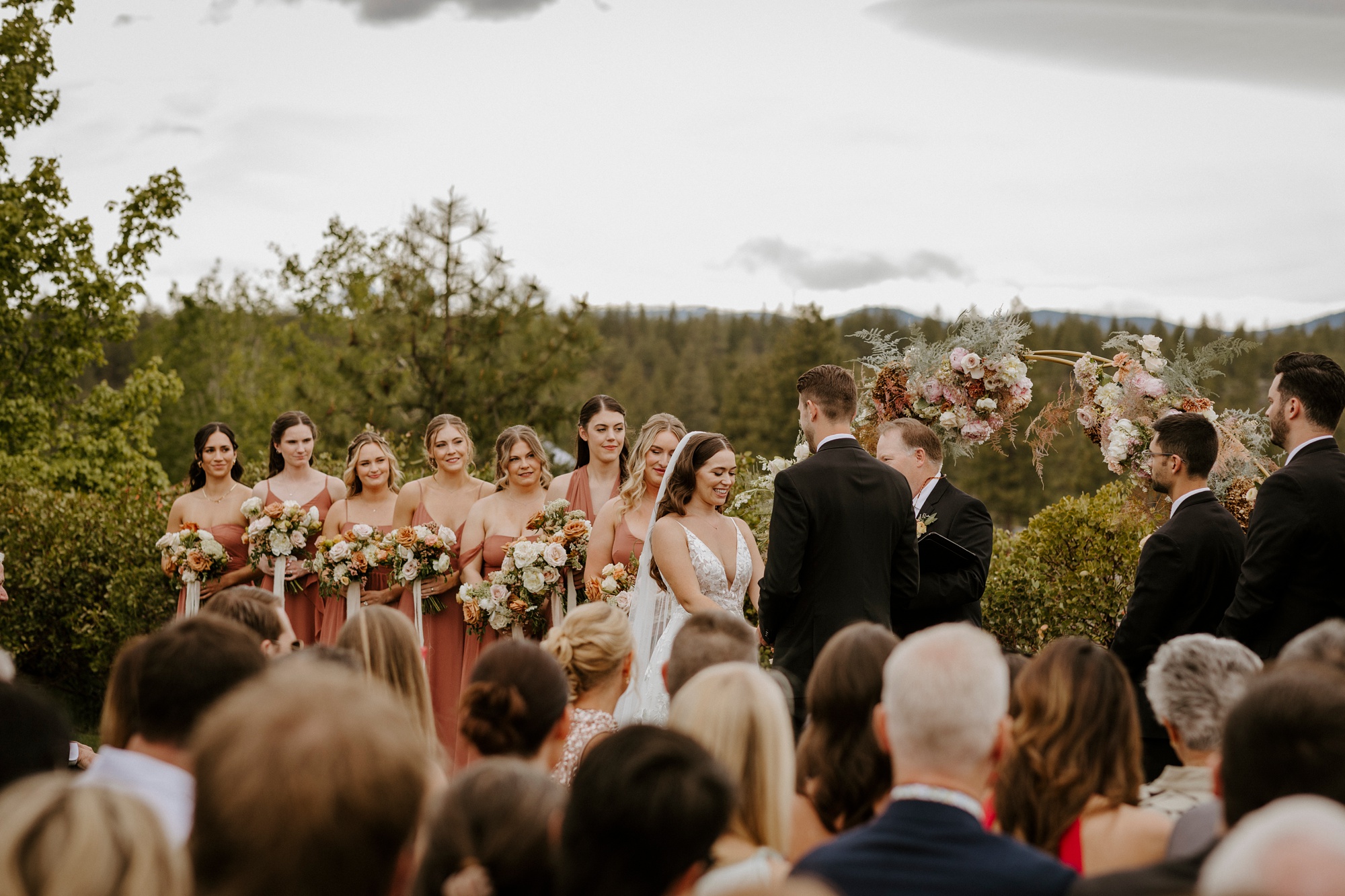 Tetherow, wedding, June, resort, golf, Central Oregon, Bend, high desert, romantic, pastels