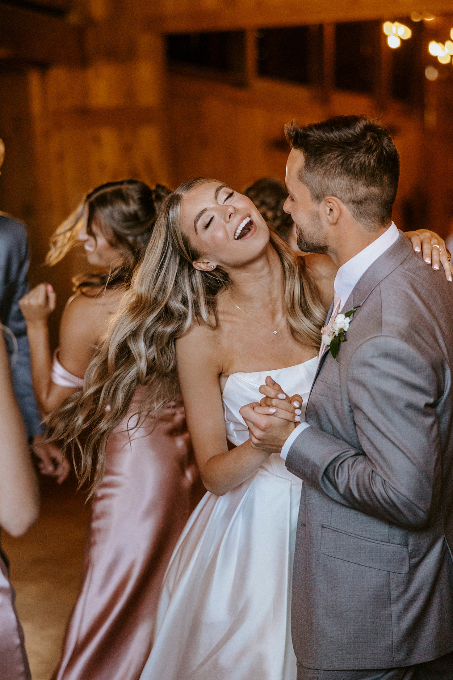 western, barn, wedding, bend, central oregon, long hollow ranch, romantic, dusty pink, rose, victoria carlson