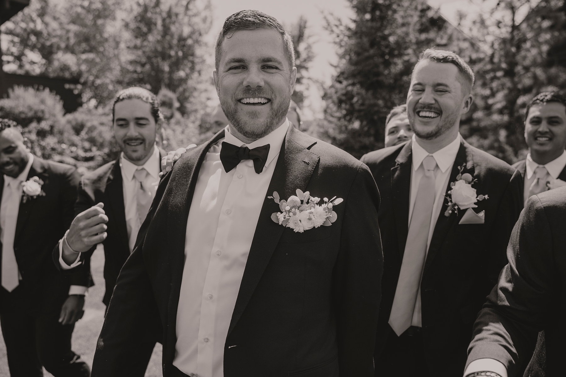 Tetherow Resort Bend Oregon Spring May Wedding Golf Course Yellow Flowers Bright Sunny Victoria Carlson Actually Ashley